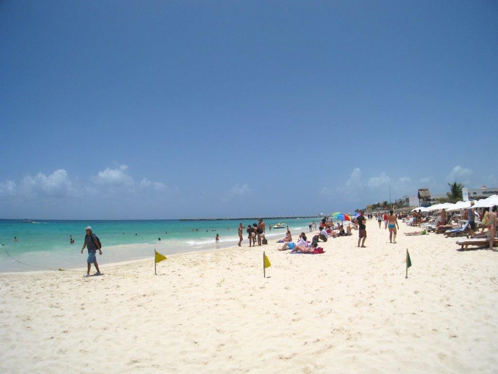 Playa Mamitas